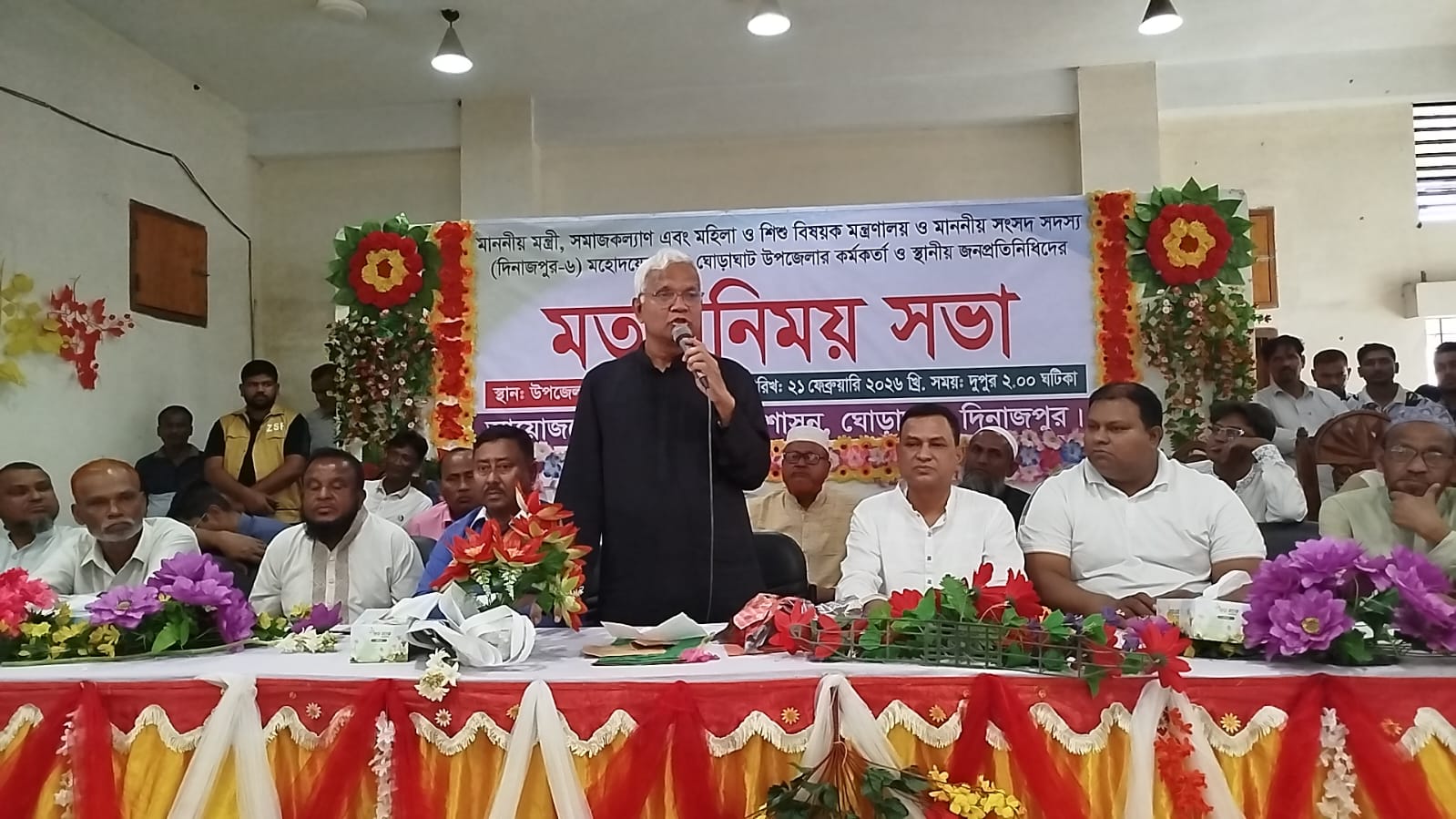 দিনাজপুর-৬ এ প্রথম সফরেই উন্নয়নের বার্তা: মন্ত্রী ডাঃ এ জেড এম জাহিদ হোসেনের