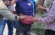 জয়পুরহাটে বডি ফিটিংয়ে ফেনসিডিল বহনকালে ১ জন মাদক কারবারি আটক