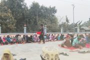 বীরগঞ্জে প্রয়াত বাবা-মায়ের রুহের মাগফিরাত কামনায় ইফতার মাহফিল