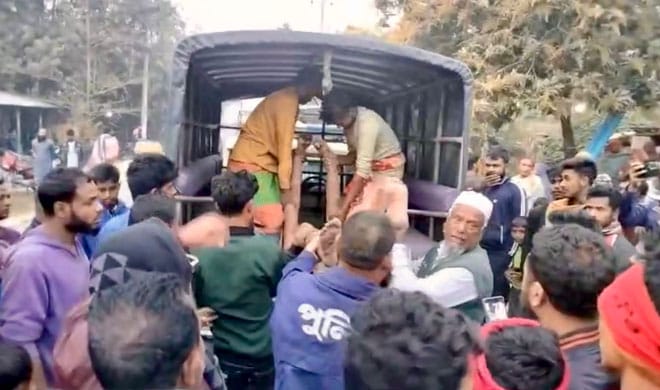 ডাকাত সন্দেহে গণধোলাই, পুঠিয়ায় একজনের মৃত্যু