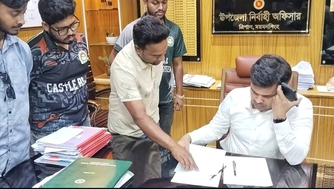 ভর্তি পরীক্ষার্থীদের কাছ থেকে অতিরিক্ত ভাড়া আদায়ের বিরুদ্ধে ব্যবস্থা গ্ৰহণের দাবি জাককানইবি ছাত্রদলের