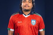ই-ফুটবলে নতুন দিগন্ত: কারমাইকেল কলেজের মহিউদ্দীনের হাত ধরে এগোচ্ছে বাংলাদেশ