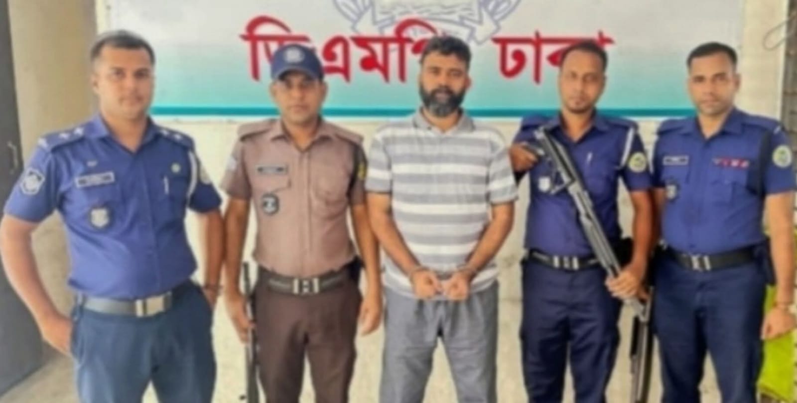 বাকেরগঞ্জে এমপিকে নিয়ে ফেসবুকে কটূক্তির অভিযোগে গ্রেফতার এক