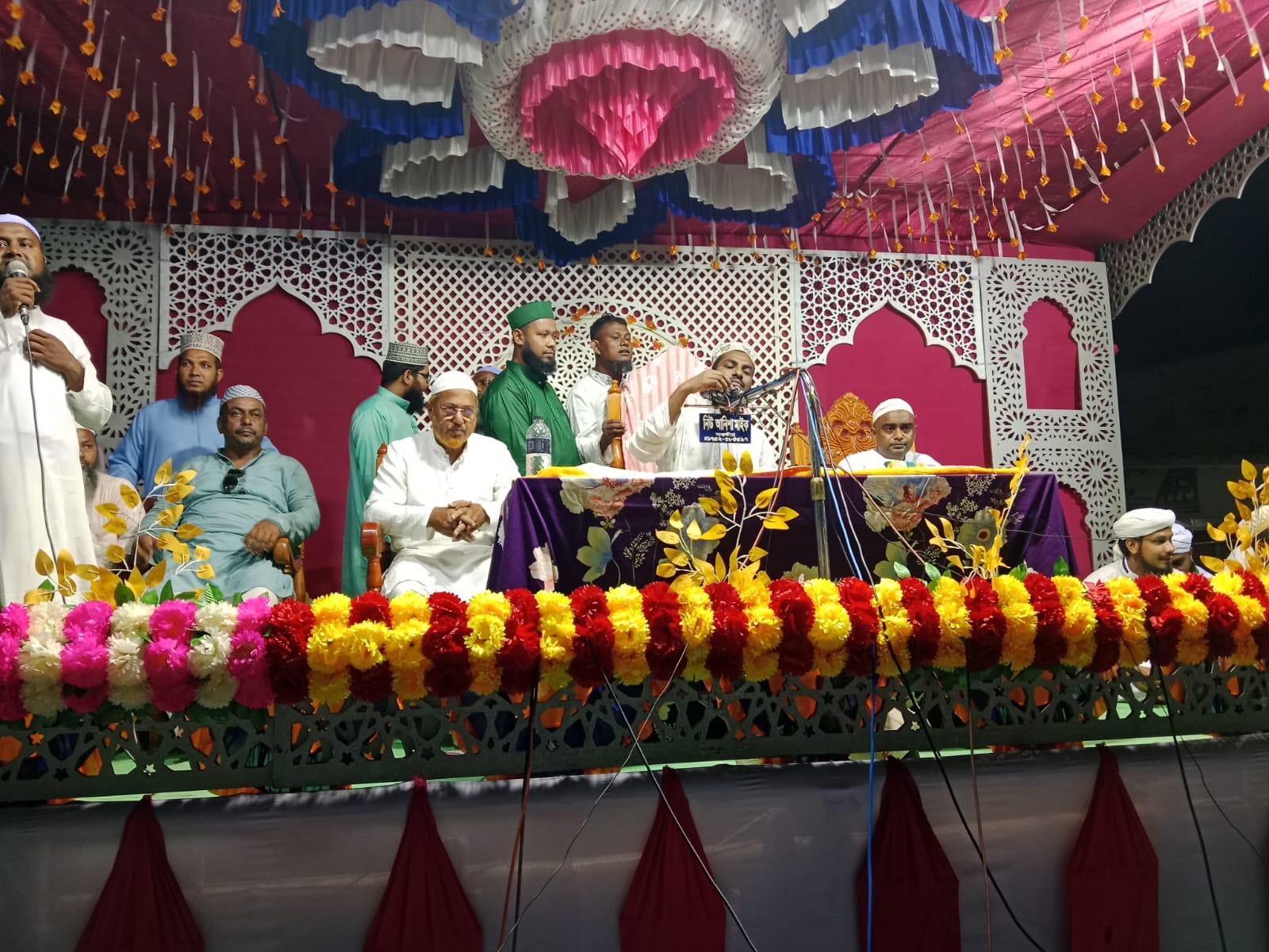 কদমতলা পি.ডি.কে মিতালী সংঘের বর্ণাঢ্য আয়োজনে বাৎসরিক তাফসিরুল কুরআন মাহফিল অনুষ্ঠিত