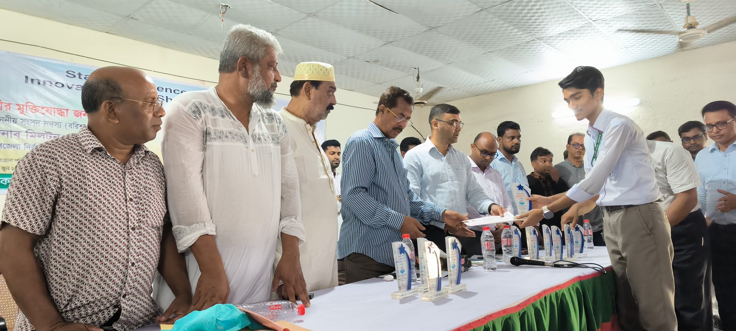 বাকেরগঞ্জে স্টার্টআপ, বিজ্ঞান প্রকল্প ও উদ্ভাবনী ধারণা প্রদর্শনী অনুষ্ঠিত