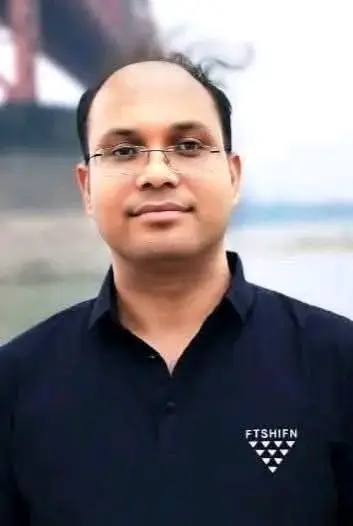 গরিবের আশ্রয়স্থল মানবিক চিকিৎসক: ডা. শাকিরের ব্যতিক্রমী সেবা শ্যামনগরে আলোচিত