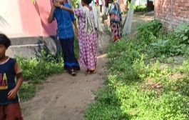 বীরগঞ্জে জমি ও রাস্তা নিয়ে বিরোধ,নিজের জমিতে ছয় ফুট রাস্তা দেওয়ার দাবি আব্দুল হাই সরকারের, থানায় অভিযোগ